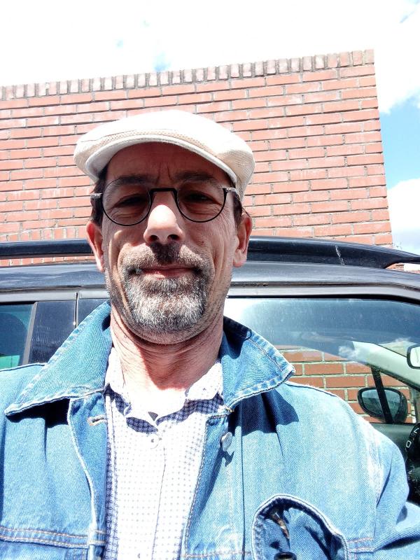 Sandro  58 ans Denain