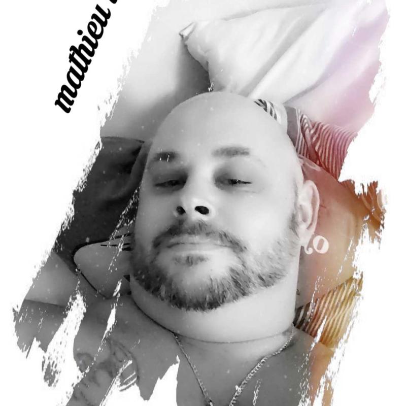 Mathieu 38 ans Ostwald