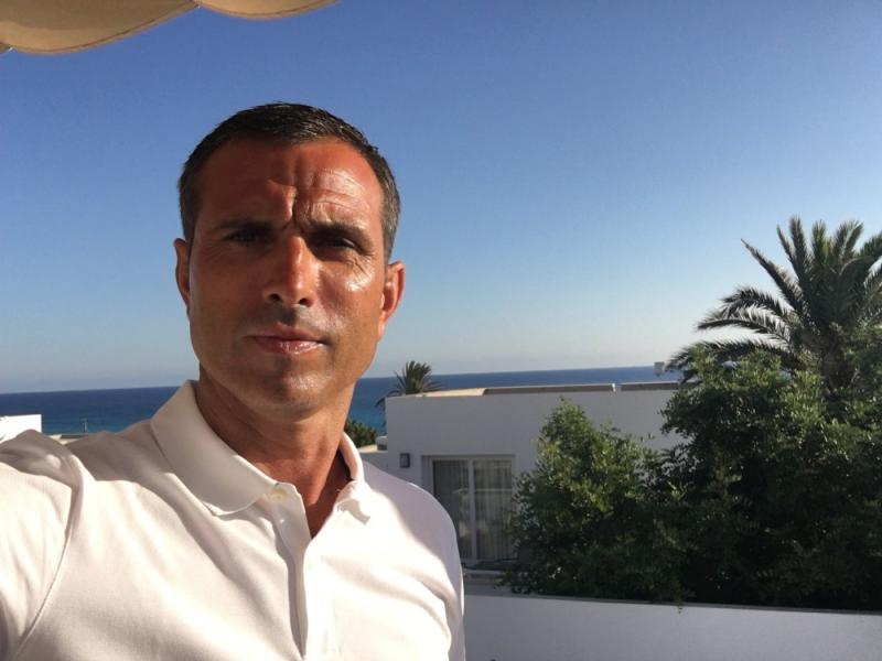 Christo 48 ans Antony