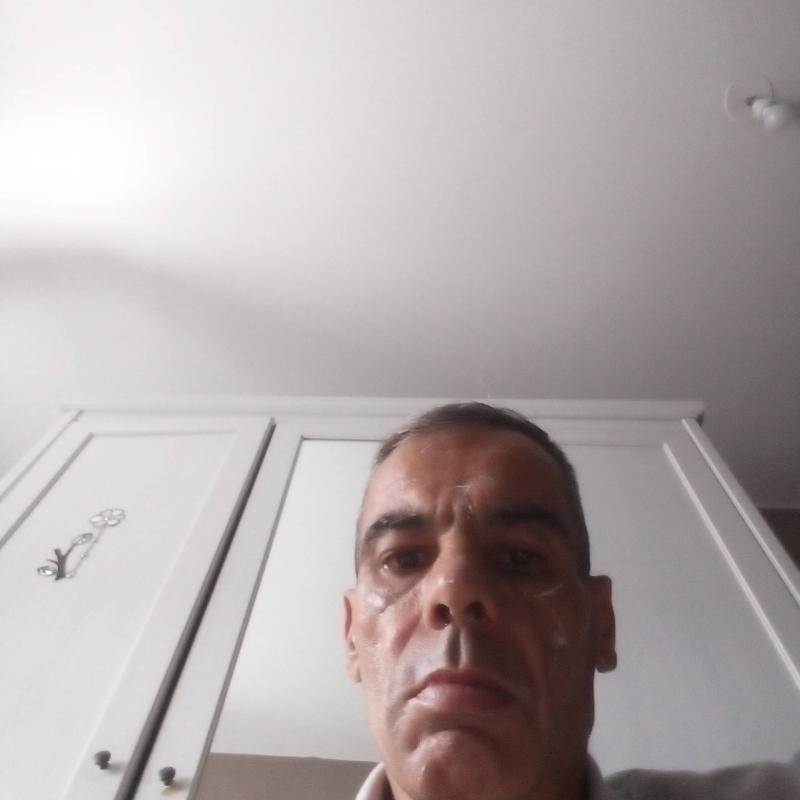 Léo 48 ans Nantes