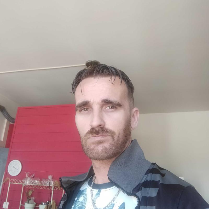 Gaëtan 37 ans Luçon