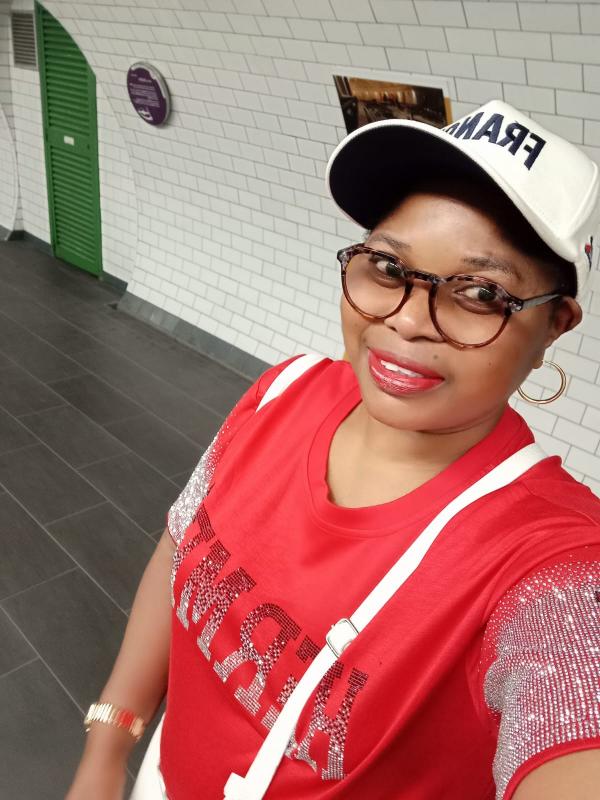 Luce 53 ans Colombes
