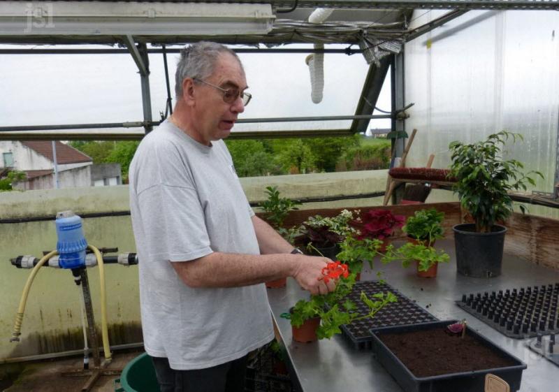 Philippe 60 ans Montceau les Mines