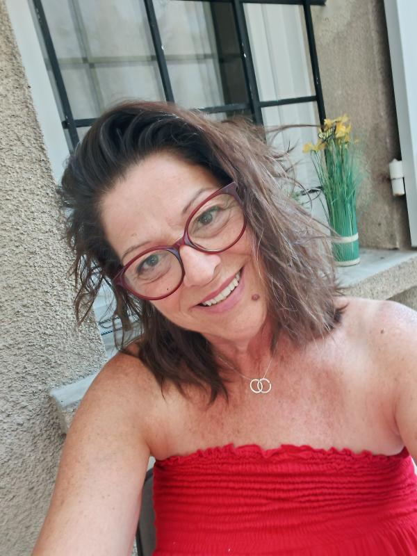 Christelle  58 ans Asques