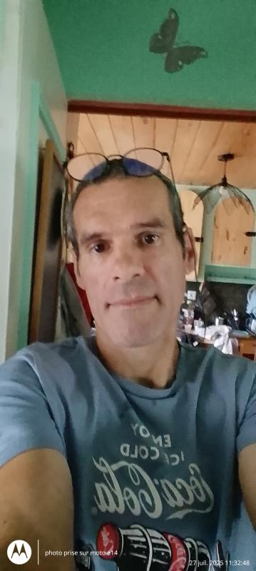 Luciano 45 ans La Pallice