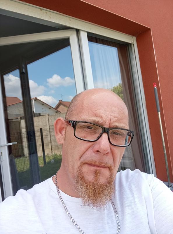 Michel  42 ans Libercourt