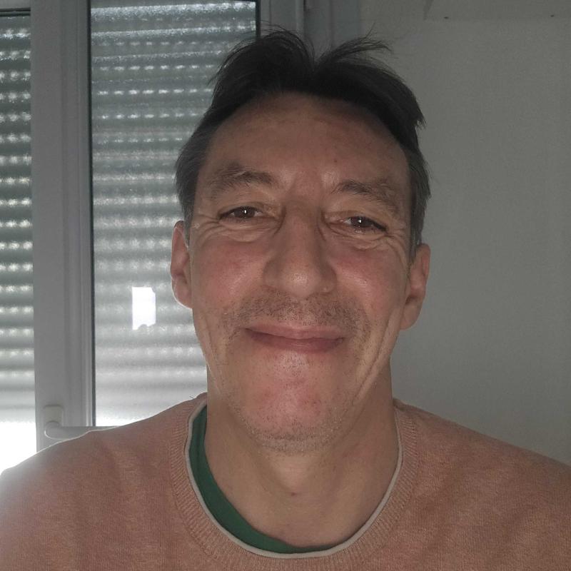 Yann 51 ans Lanester