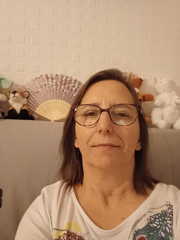 Nelly  61 ans Pluméliau