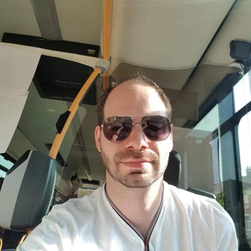 Romain 41 ans Radinghem en Weppes