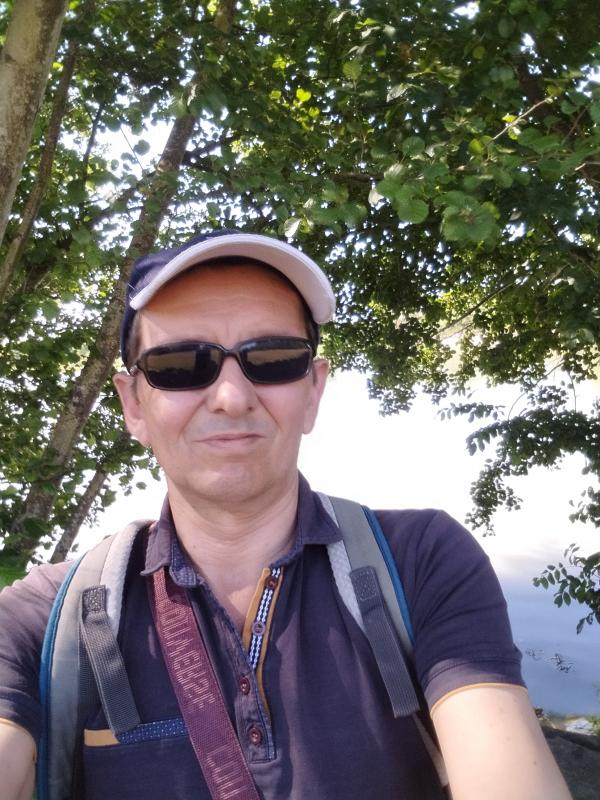 Nicolas  45 ans Châteauroux