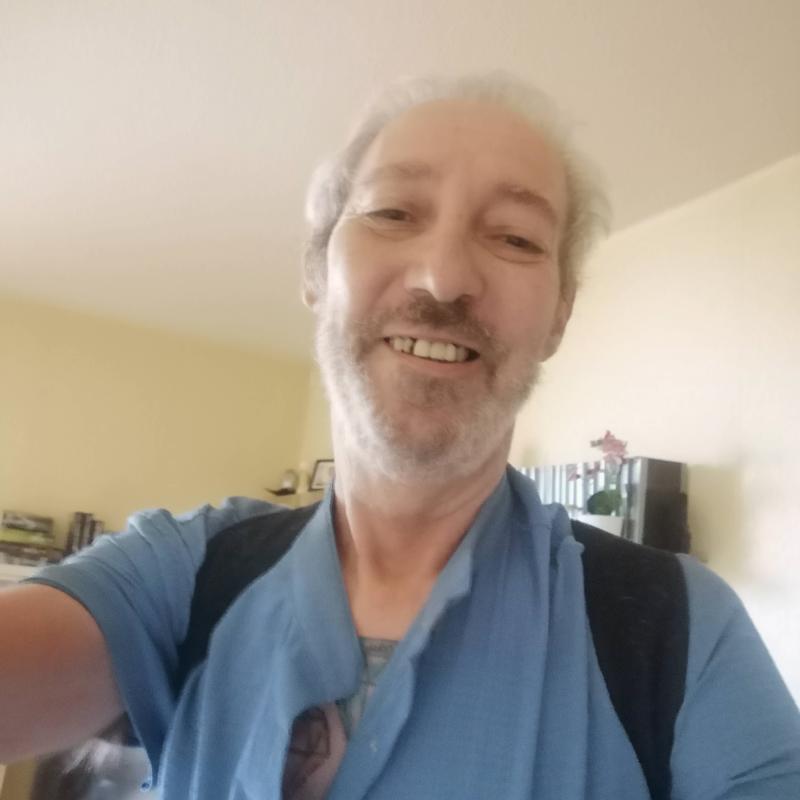 Bruno 58 ans Pau