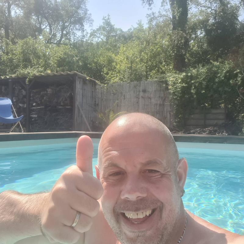 Manu 52 ans Issy les Moulineaux