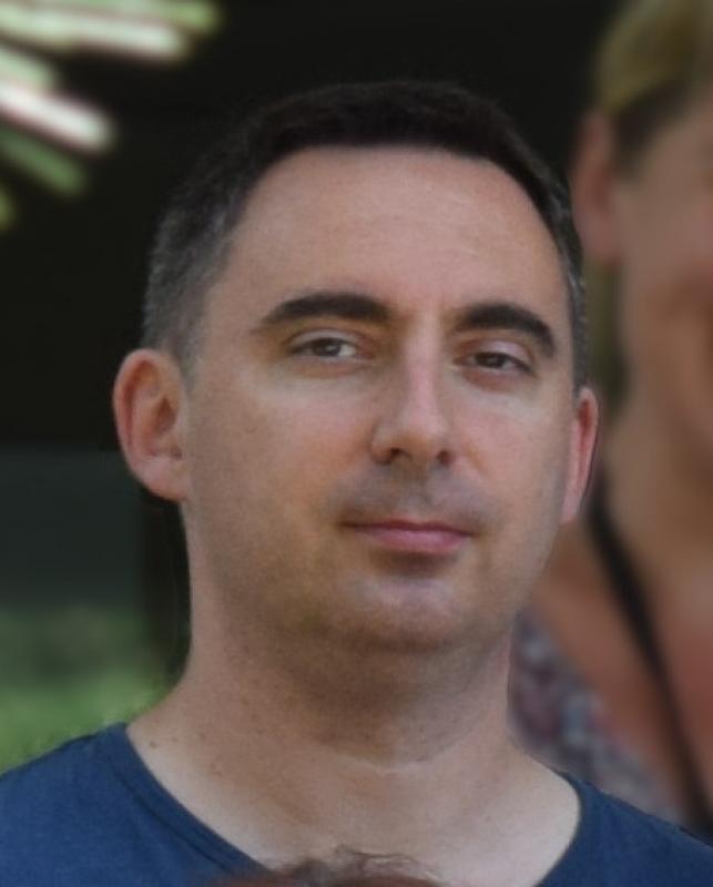 Ian 46 ans Créteil