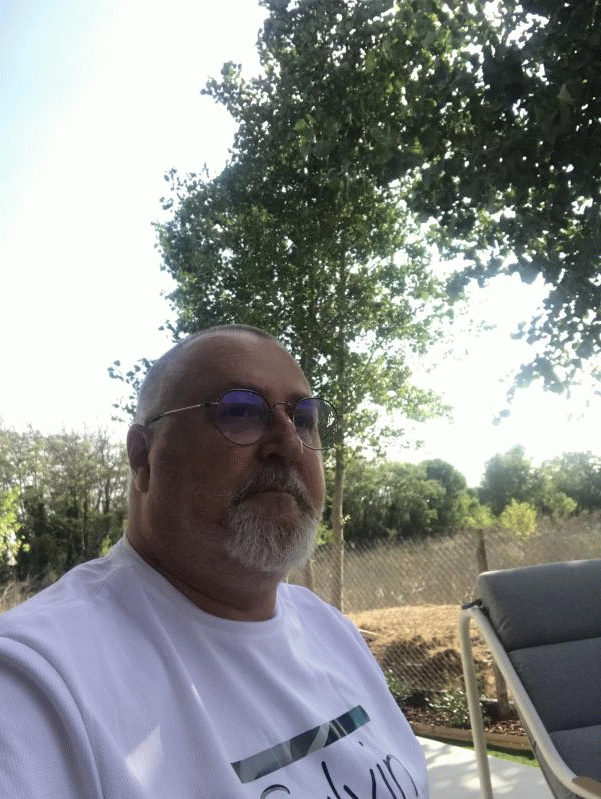 Manu 58 ans Jouy en Josas
