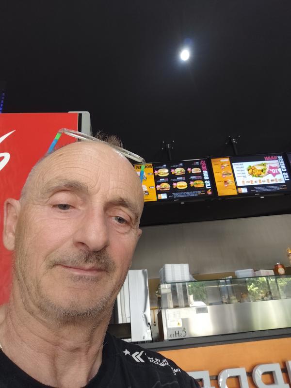 Amande  59 ans La Broque