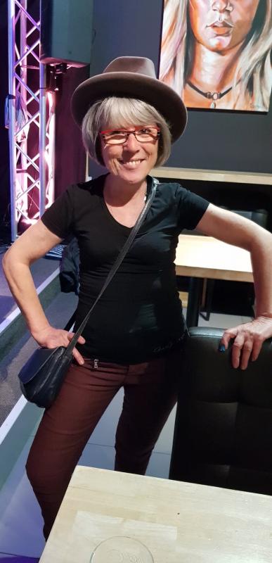 maria 67 ans Lallaing