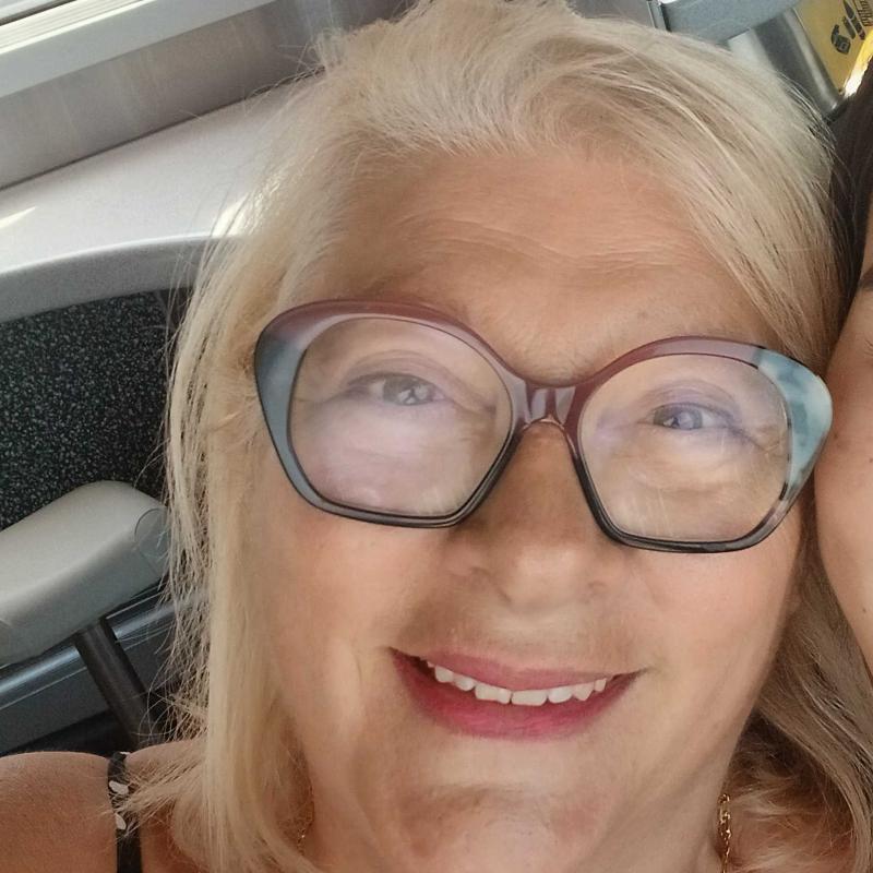 Agathe 64 ans Taverny