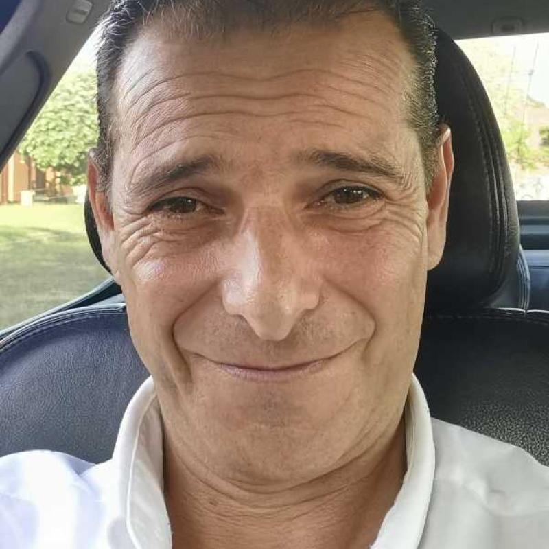 Stéphane  55 ans Saint Yorre