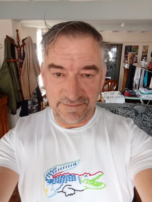 Lolo 59 ans Gennes