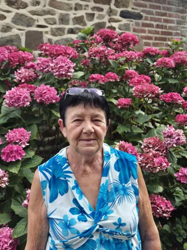 Marie 69 ans Laval