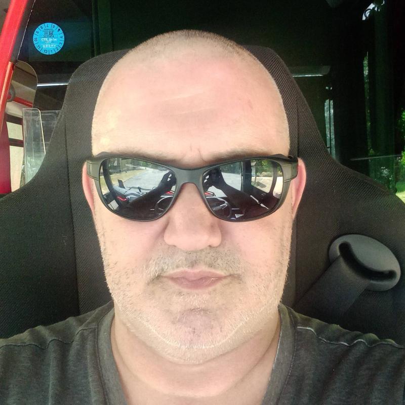 Jean-charles 53 ans Saint Martin la Rivière