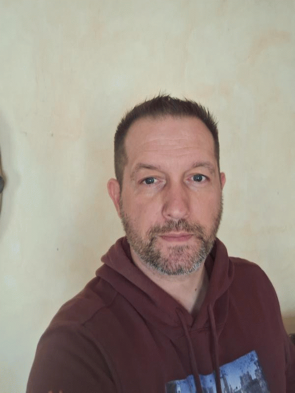 Stéphane  49 ans Aigonnay
