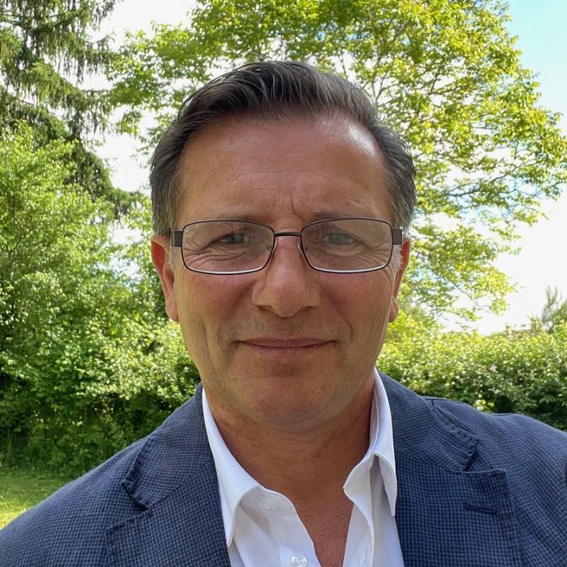 Tof 54 ans Savignac les Églises