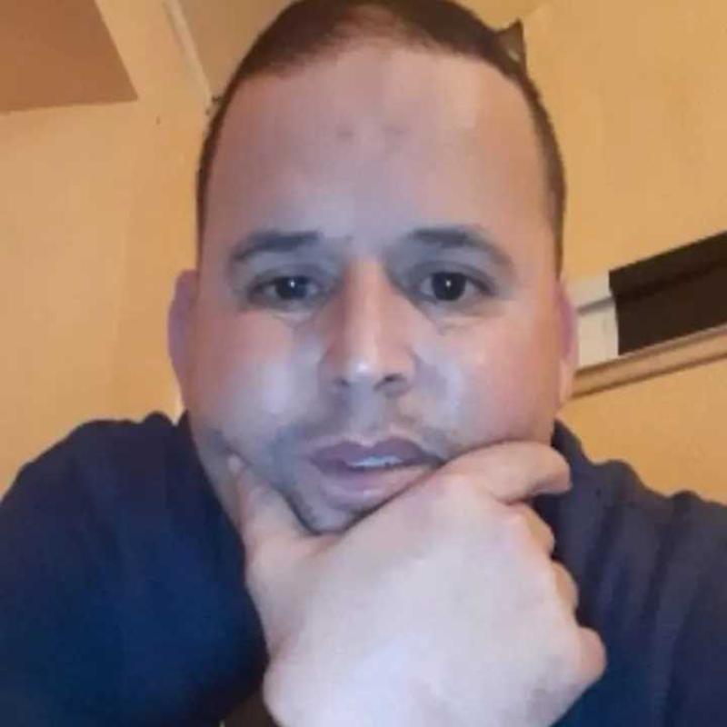 Aziz 42 ans Condom