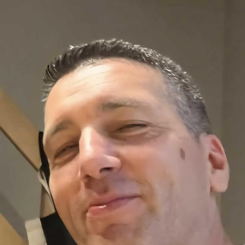 Lorenzo 44 ans Lille