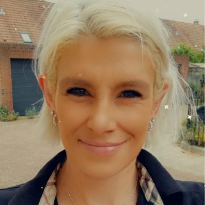 Juliane 55 ans Dijon