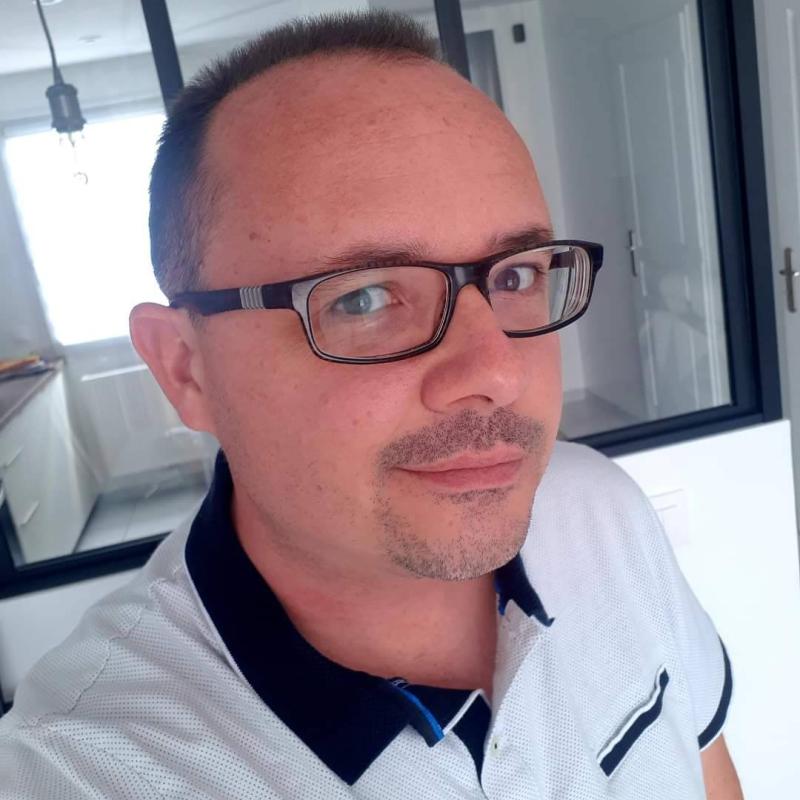 Cyrille 43 ans Malville