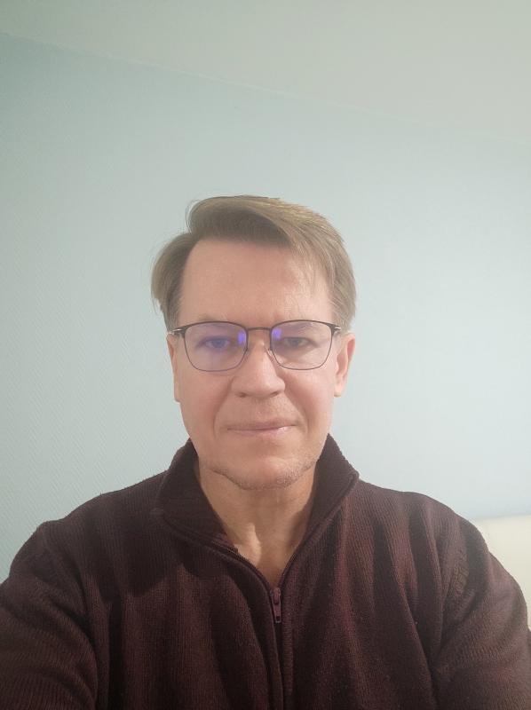 Stéphane 55 ans Caluire et Cuire