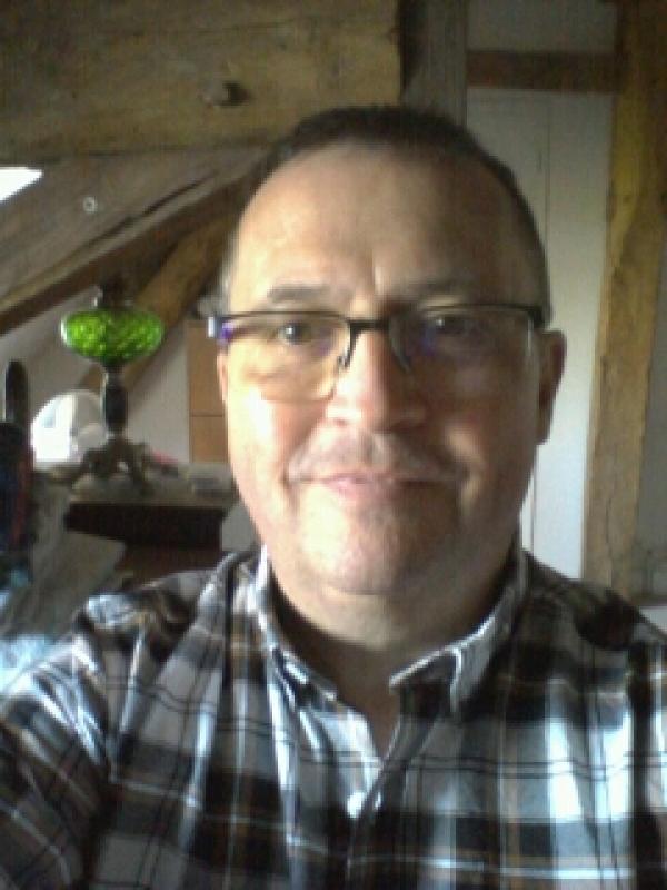 patrick 61 ans Chaumont sur Tharonne