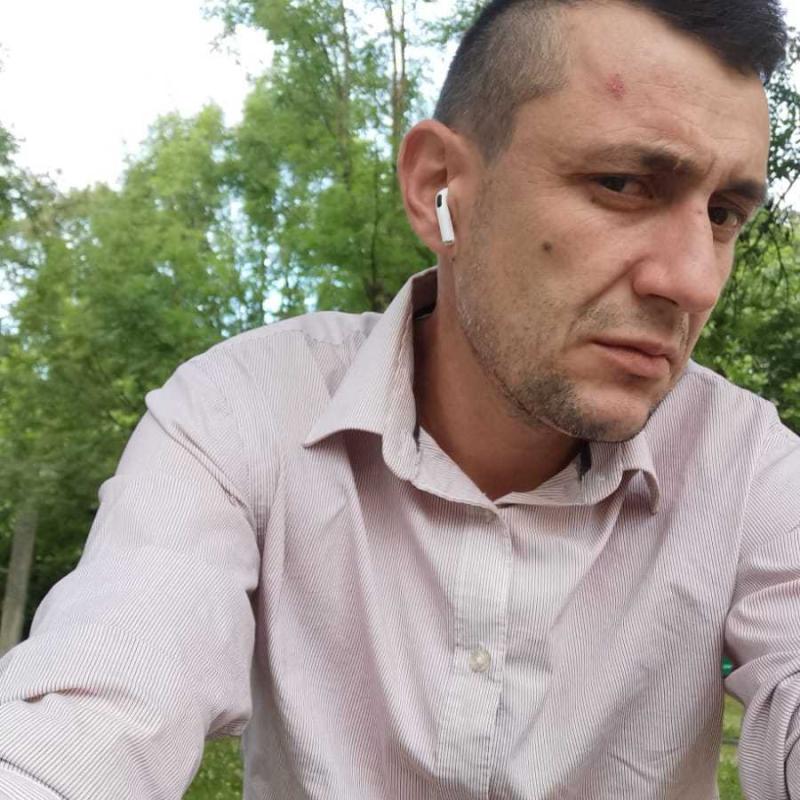 Ioan 44 ans Fontenay sous Bois
