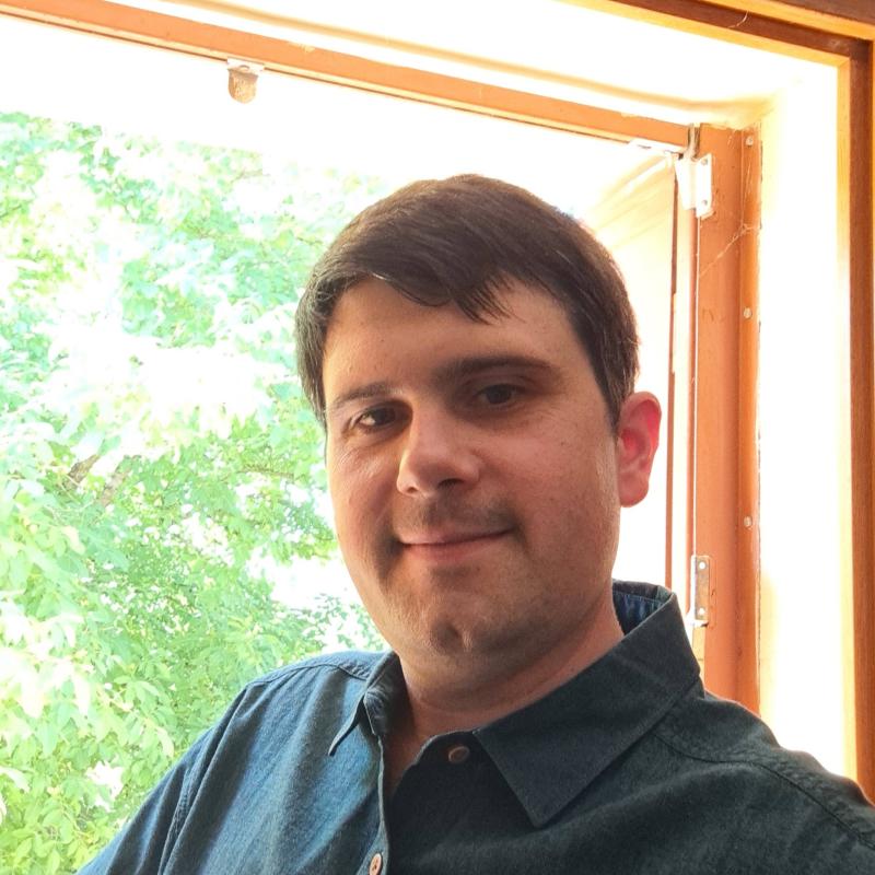 Anthony 32 ans Villeneuve sur Yonne