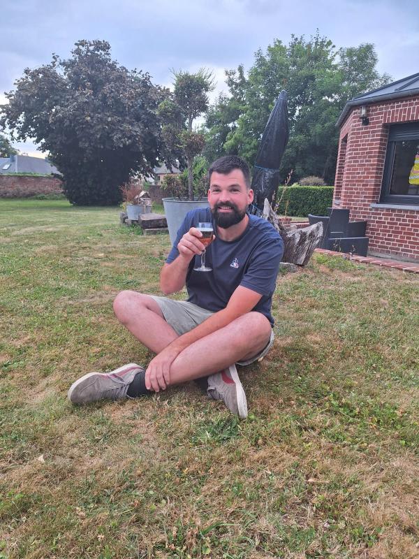 Aure 37 ans Mennevret