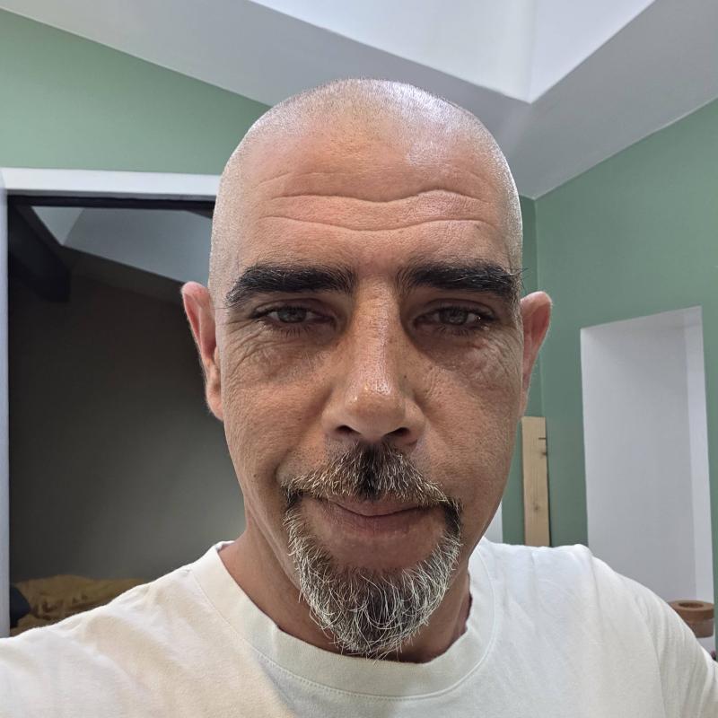 charlie 43 ans Arsac