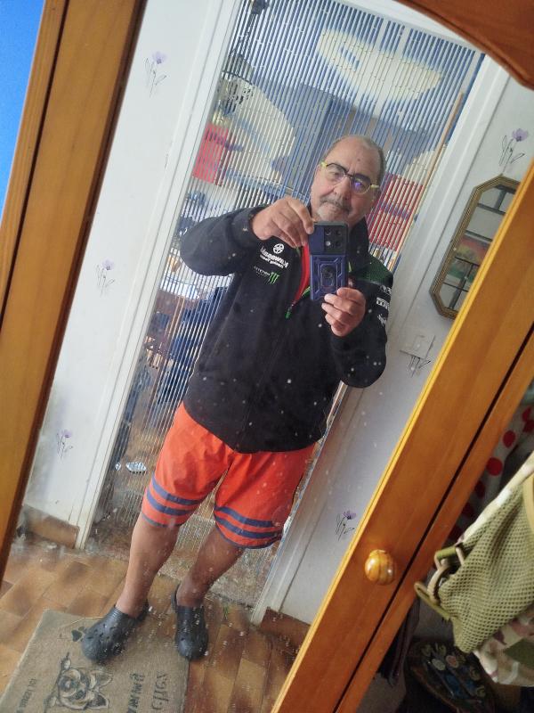 Joël  74 ans Scaër