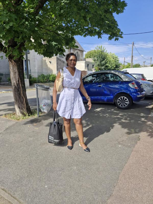 Nathalie  39 ans Saint Gratien
