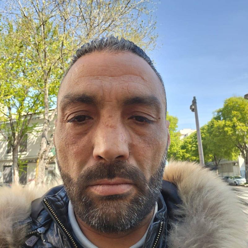 salim 49 ans lyon 2eme arrondissement