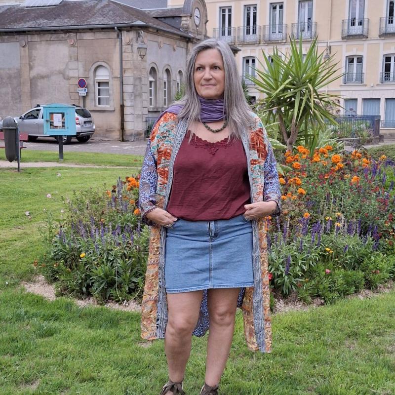 Betty 57 ans Néris les Bains