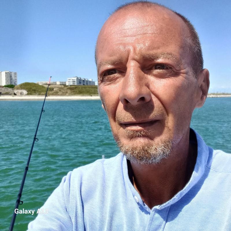Mika 51 ans Calais