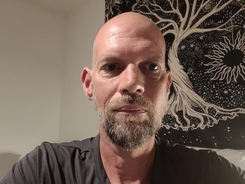 Cédric  48 ans Montaignac Saint Hippolyte