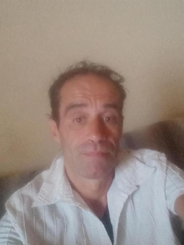 Alain  46 ans Algrange