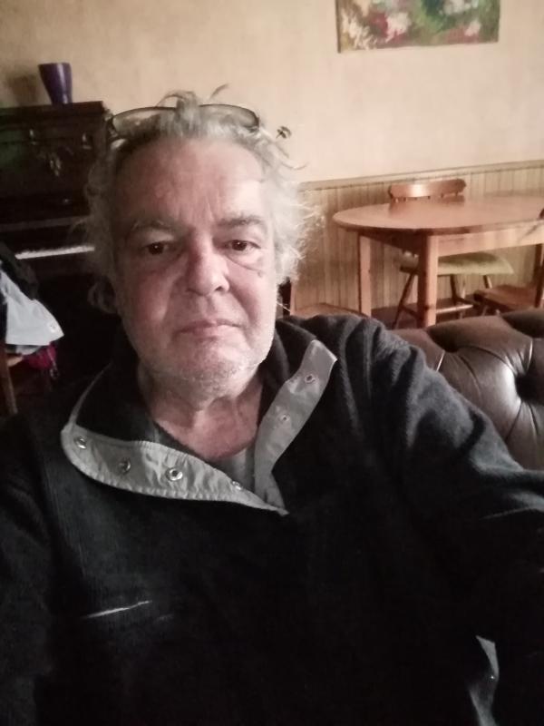 Pererik 67 ans Lanester
