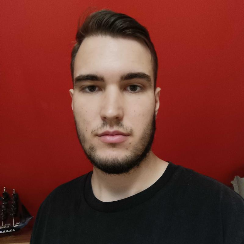 Damien 24 ans Sainte Agnès