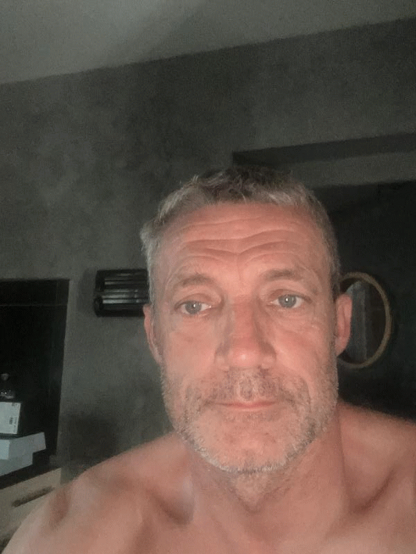 Jerome 44 ans Grans