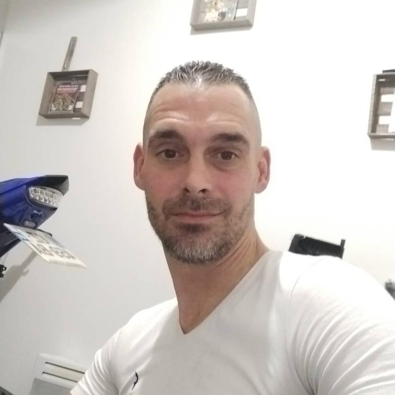 Jérémy 49800 41 ans Trélazé