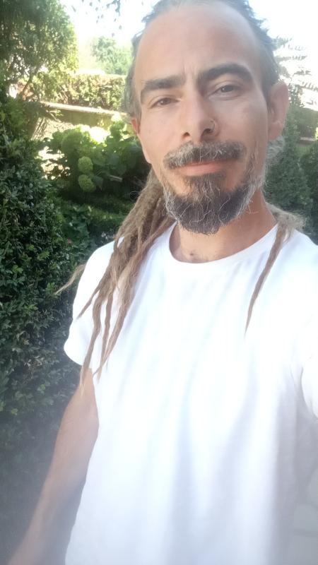 Romain  39 ans Crégy lès Meaux