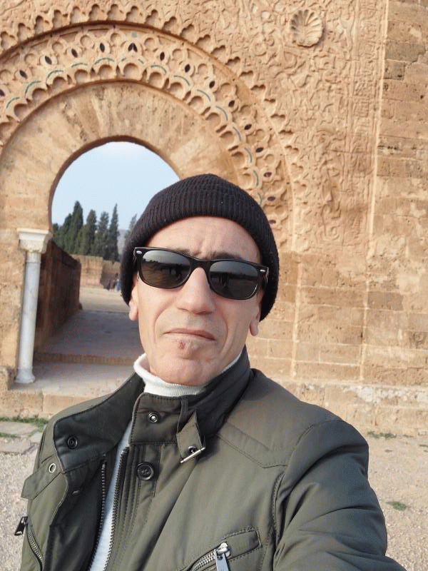 Malik 57 ans Bordeaux